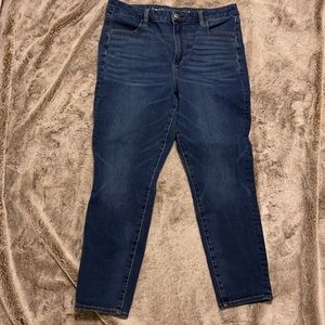 Super Curvy Hi-Rise Jegging